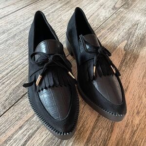 Black Bowtie Women's Penny Loafer Flats - Size 9